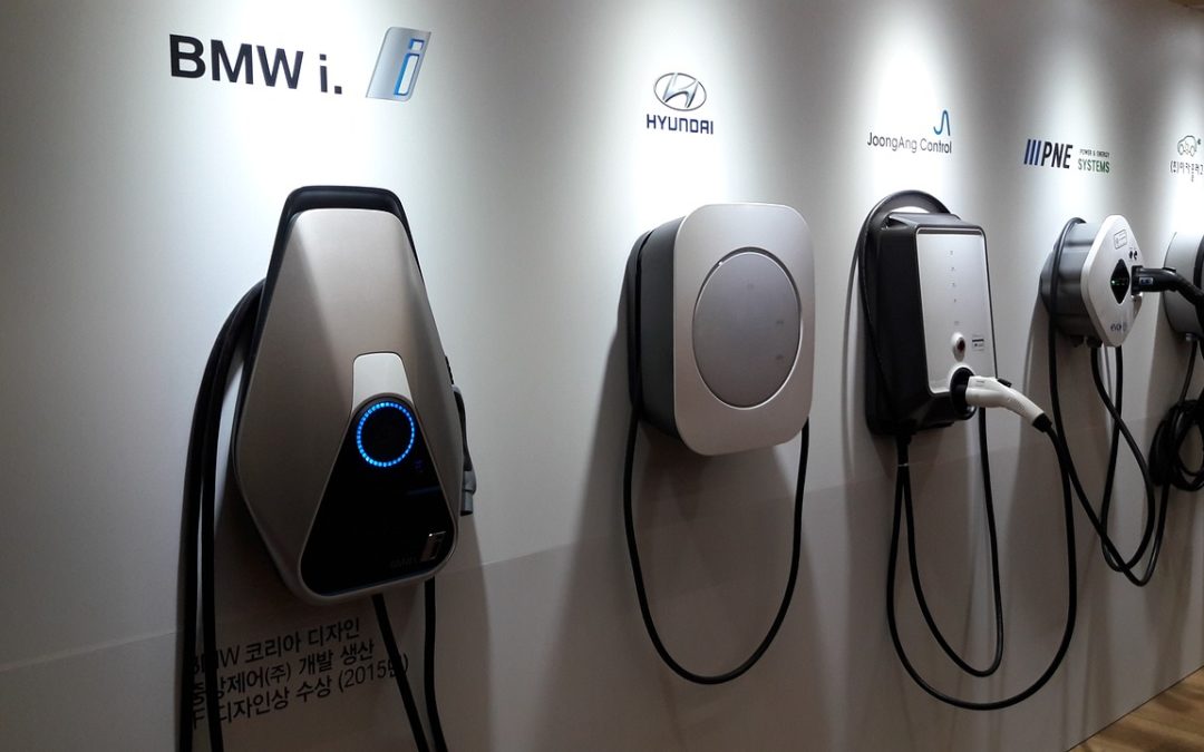 Choosing the Best Electric Vehicle Charging Station for Your Home