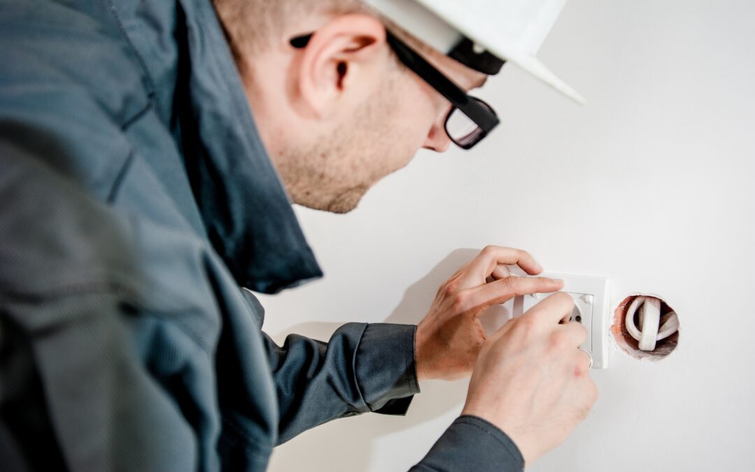 The Importance of Hiring a Licensed Electrical Contractor (LEC)